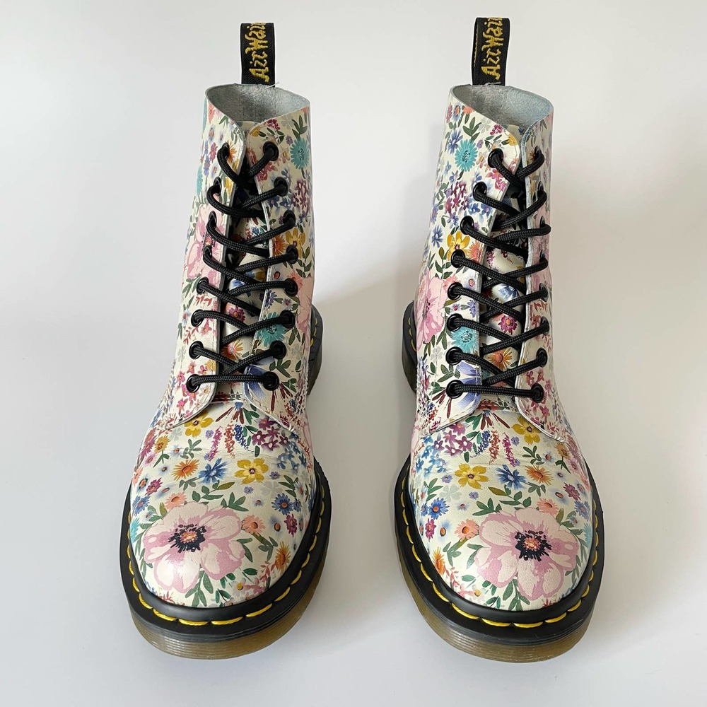Dr. Martens White Floral 1460 Pascal WL Wanderlust Lace Up Boots US Women 9 - Picture 3 of 12